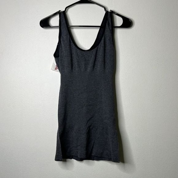 Waist trainer Tank - Picture 2 of 2